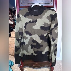 Paisley and Gray Wool Blend Camouflage Sweater Men’s Size Large